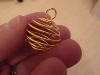 Spirale cage dorée 2.6 CM X 2,2 CM A 3.5 CM