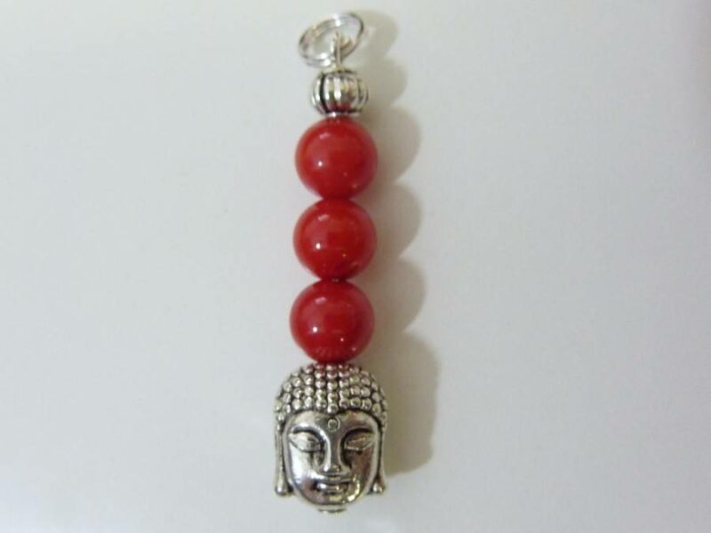 Pendentif Bouddha Corail perles 6mm longueur 3,6 cm