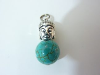 Pendentif Bouddha turquoise perles 12mm longueur 2,9 cm