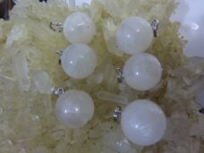 Pendentif pierre de lune perles rondes 14 mm