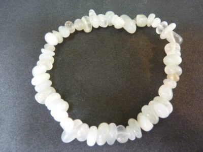 Bracelet pierre de lune perles multiformes 6-11 mm