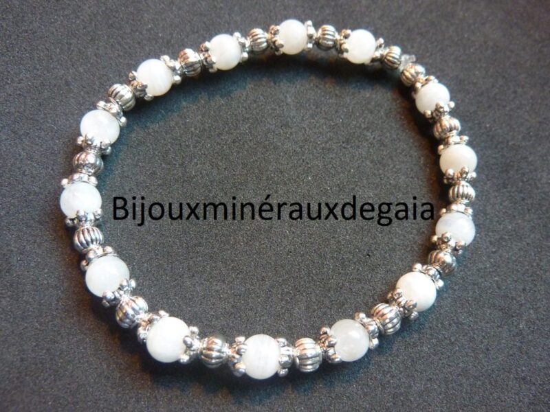 Bracelet pierre de lune : perles rondes 6 mm et plaqué argent