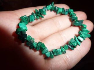 Bracelet malachite perles multiformes
