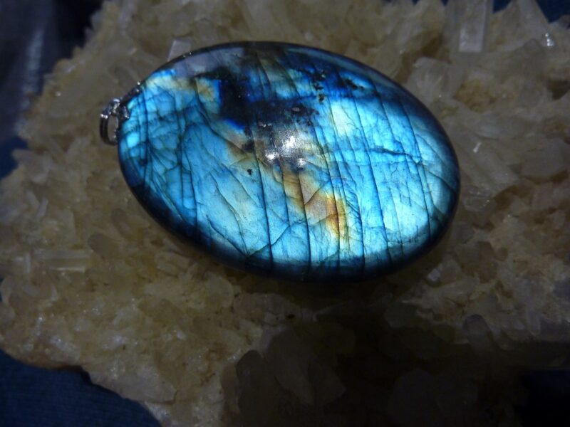 Pendentif Labradorite ref 0947