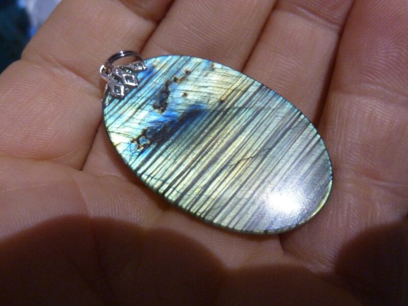Pendentif protection Labradorite ref 7644 – Image 3