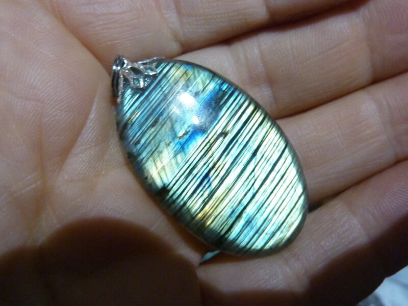 Pendentif protection Labradorite ref 7644 – Image 2
