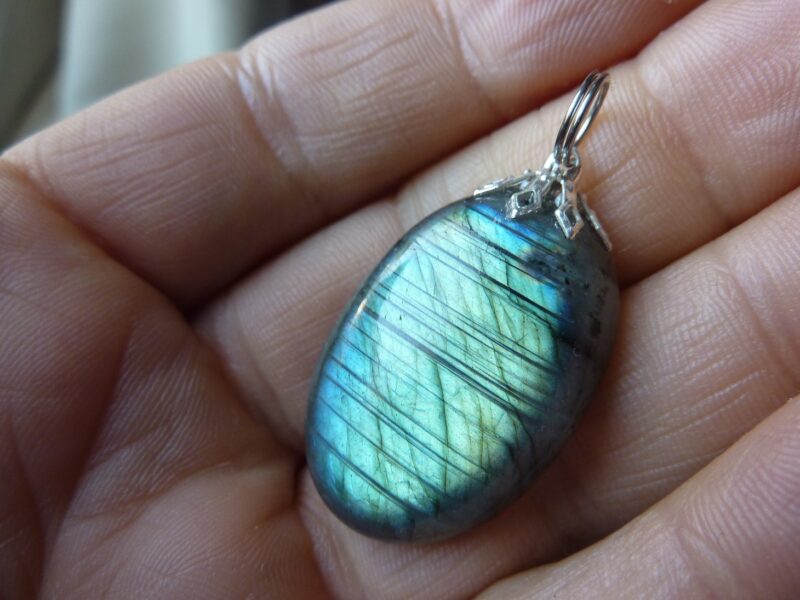 Pendentif protection Labradorite ref 1213 – Image 2