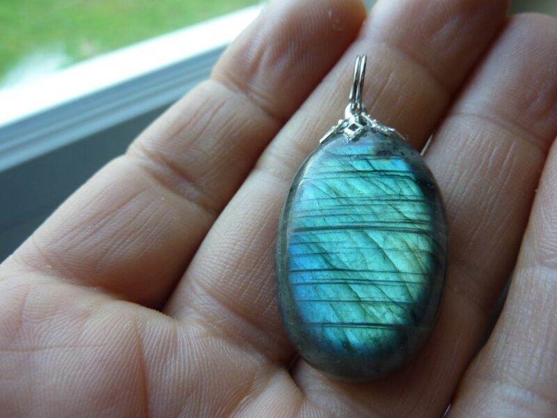 Pendentif protection Labradorite ref 1213 – Image 3