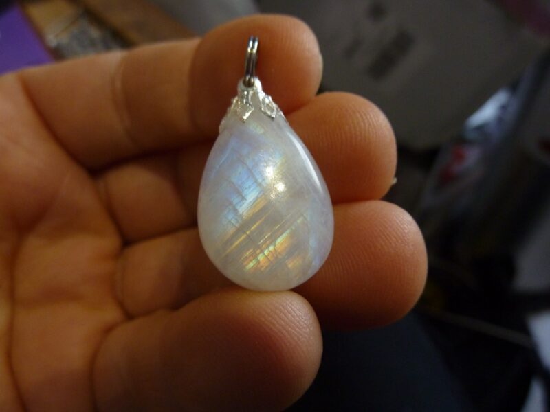 Pendentif Pierre de lune Quiétude et intuition ref 6859 – Image 3