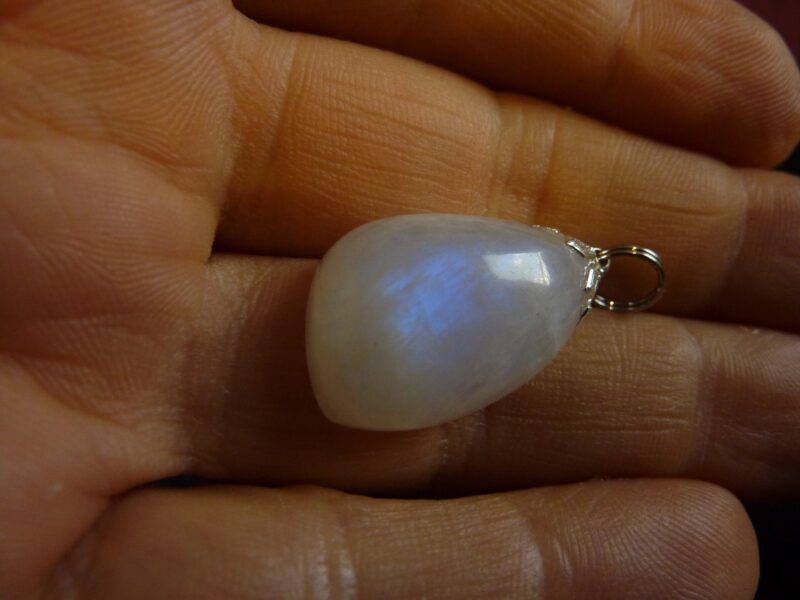 Pendentif Pierre de lune Quiétude et intuition ref 9374 – Image 3