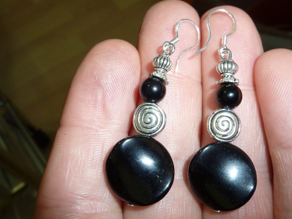 BOUCLES D’OREILLES TOURMALINE NOIRE