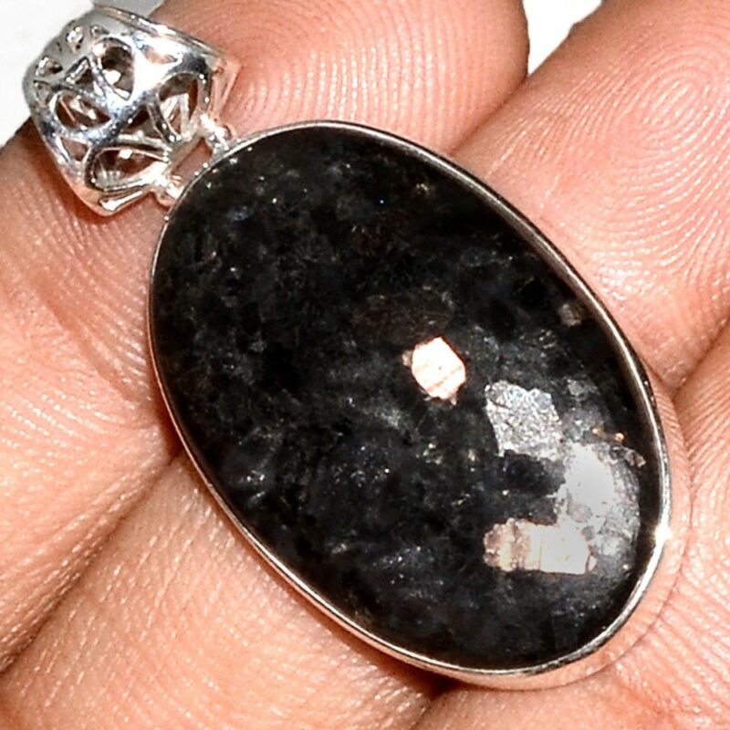 Pendentif Nuummite Véritable monture argent 925 Rare ref 7414