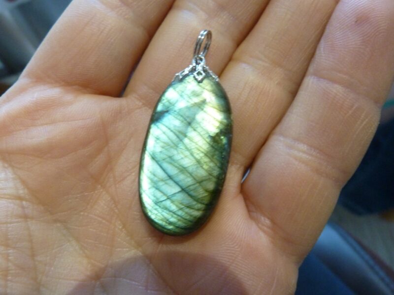 PENDENTIF PROTECTION EN LABRADORITE ref 5405