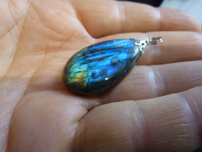 PENDENTIF PROTECTION EN LABRADORITE ref 0671 – Image 2