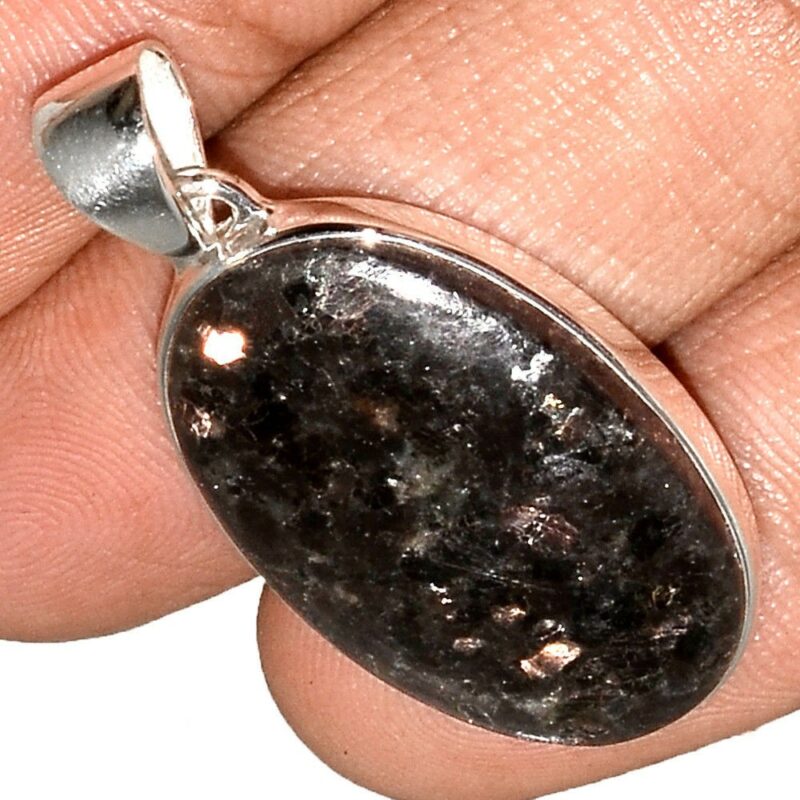 Pendentif Nuummite Véritable monture argent 925 Rare ref 4964