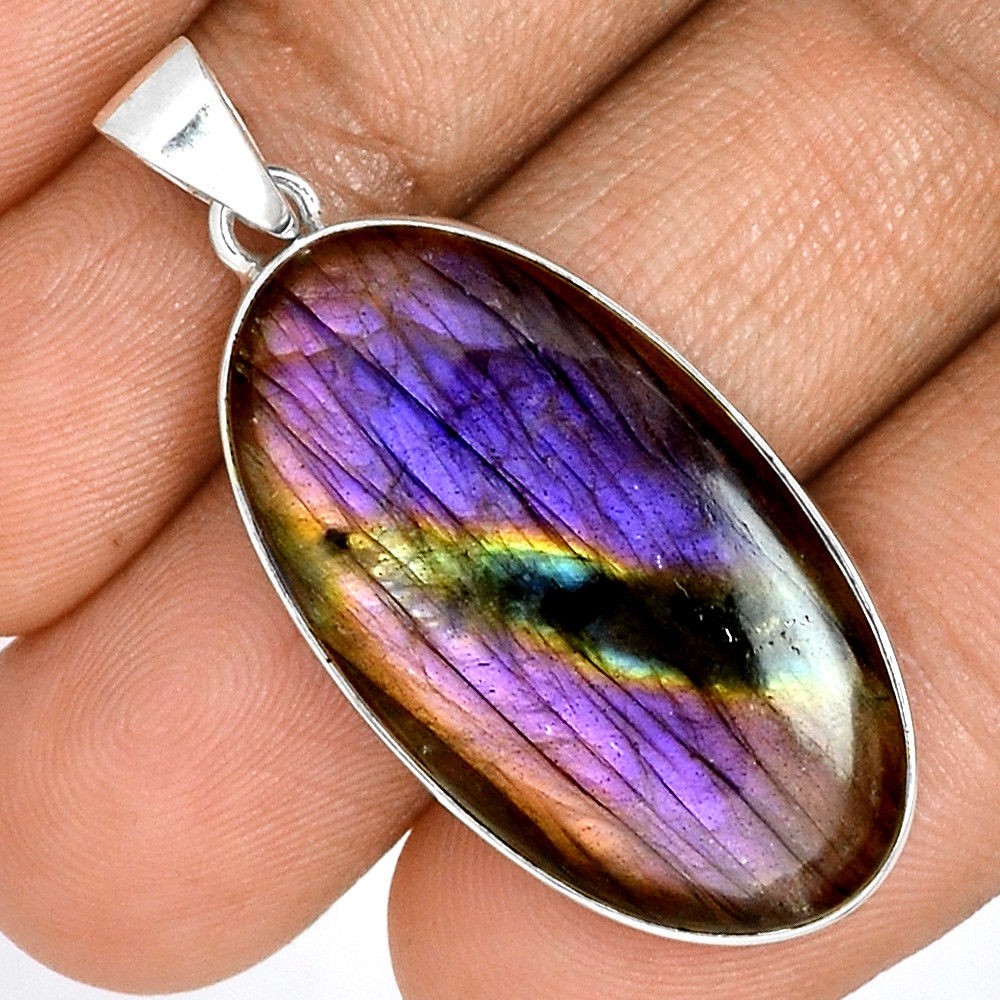 Pendentif protection labradorite violet très rare! Monture argent 925 ref 2130