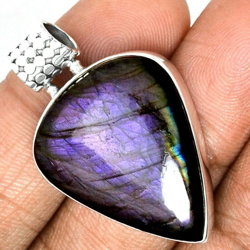 Pendentif labradorite violet très rare! Monture argent 925 ref 9576