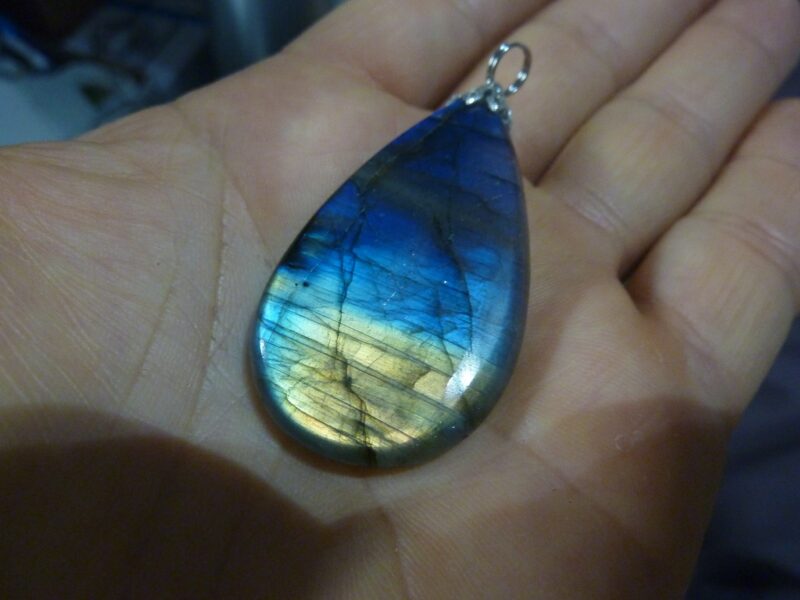 PENDENTIF PROTECTION LABRADORITE 15,1 gr REF 9354 – Image 3
