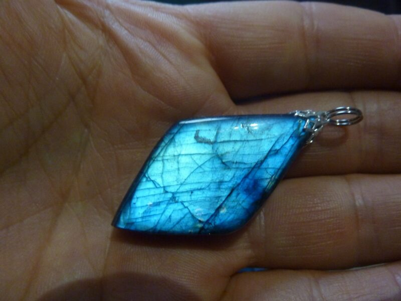 PENDENTIF PROTECTION LABRADORITE 10,7 gr REF 0022 – Image 2