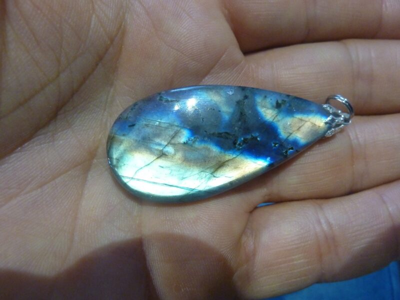 PENDENTIF PROTECTION LABRADORITE REF 3969 – Image 3