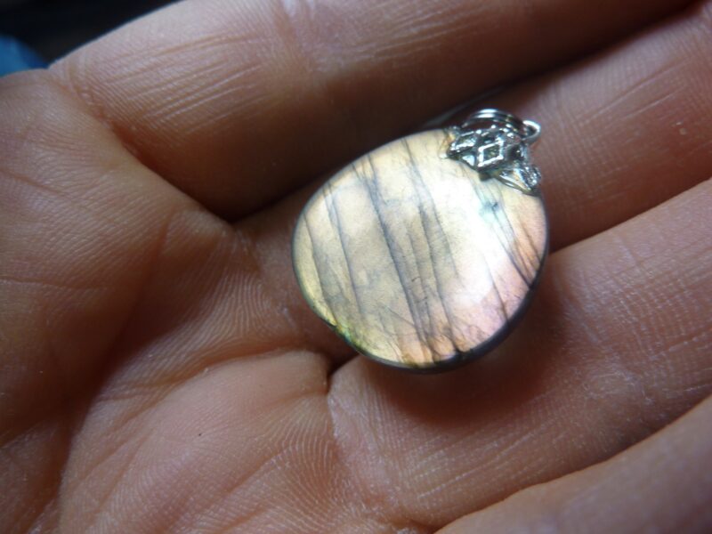 Pendentif protection labradorite violet très rare! ref 5995 – Image 2