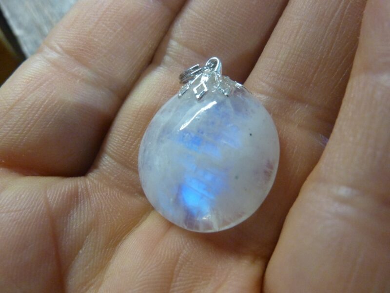 PENDENTIF PIERRE DE LUNE GEMME AAA+ ref 5863