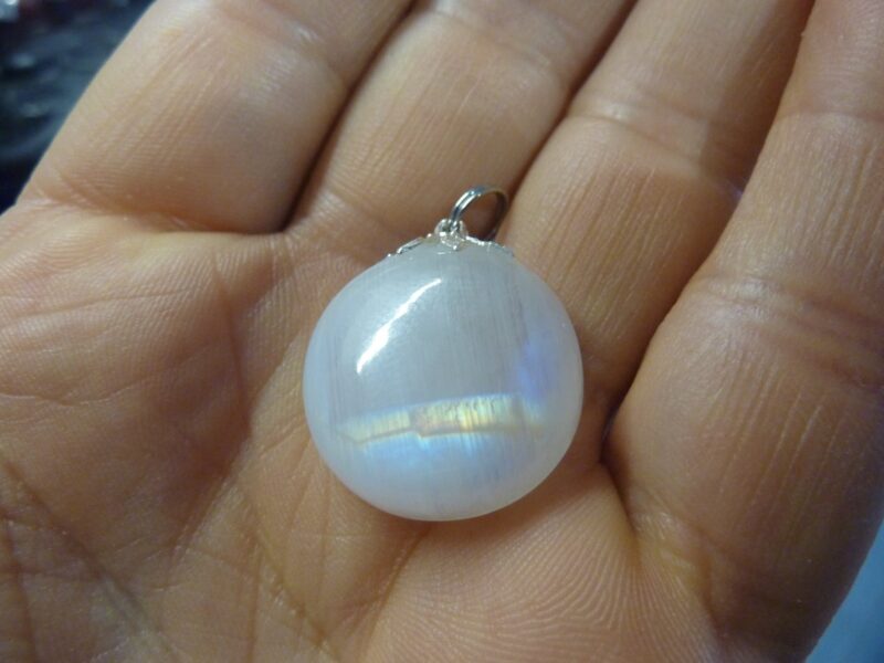 PENDENTIF PIERRE DE LUNE GEMME AAA+ ref 0419