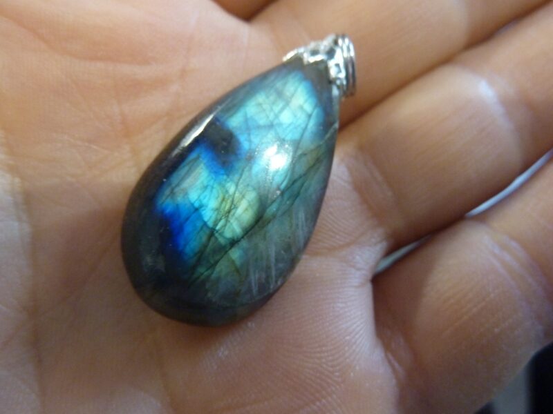 Pendentif protection labradorite ref 0594
