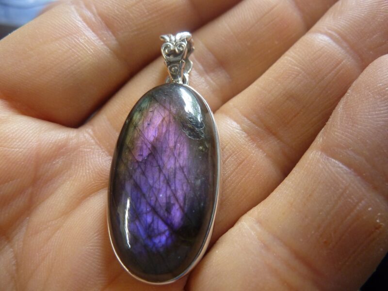 Pendentif protection labradorite violet très rare! Monture argent 925 ref 4884 – Image 2