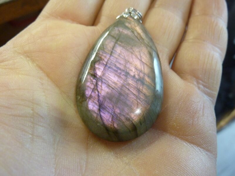 Pendentif protection labradorite violet très rare! ref 6134 – Image 3