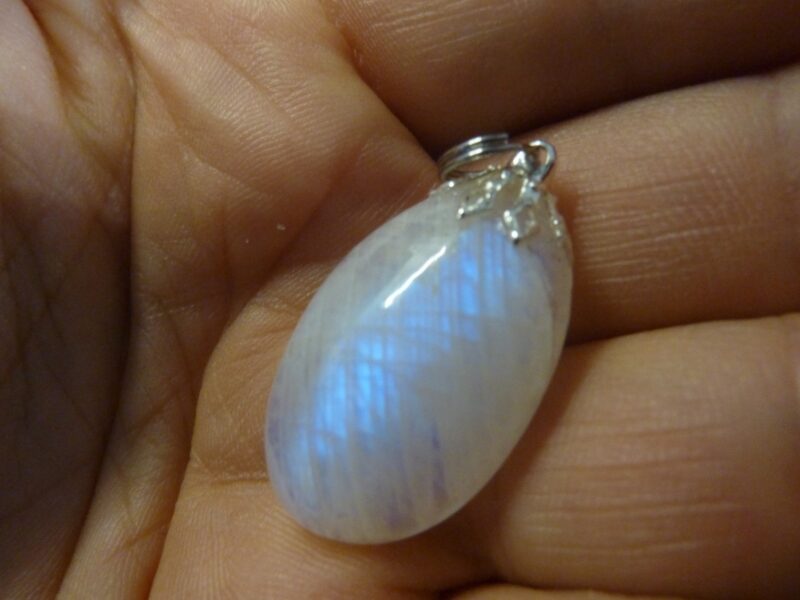 PENDENTIF PIERRE DE LUNE GEMME AAA+ ref 9962