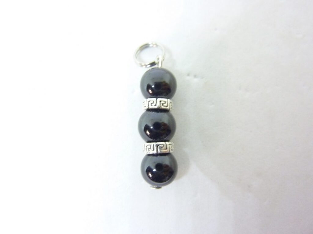 Pendentif spinelle noir qualité AA