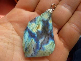 PENDENTIF LABRADORITE BRUT 17,3 gr ref 6225