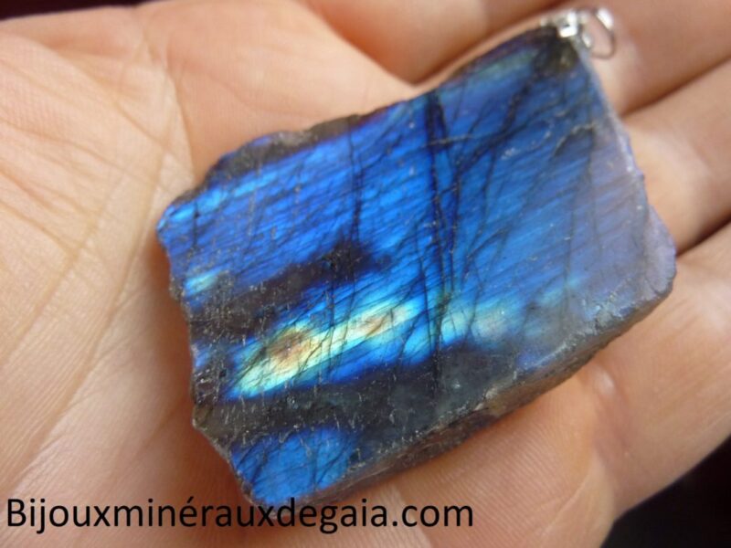 PENDENTIF LABRADORITE BRUT 37,2 gr ref 0864