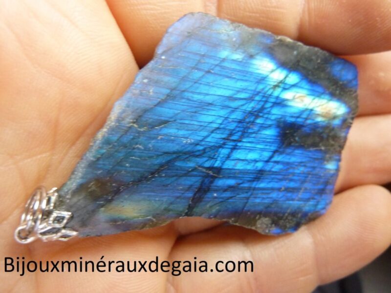 PENDENTIF LABRADORITE BRUT 37,2 gr ref 0864