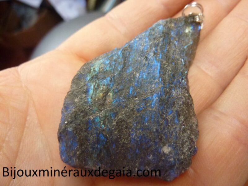 PENDENTIF LABRADORITE BRUT 37,2 gr ref 0864