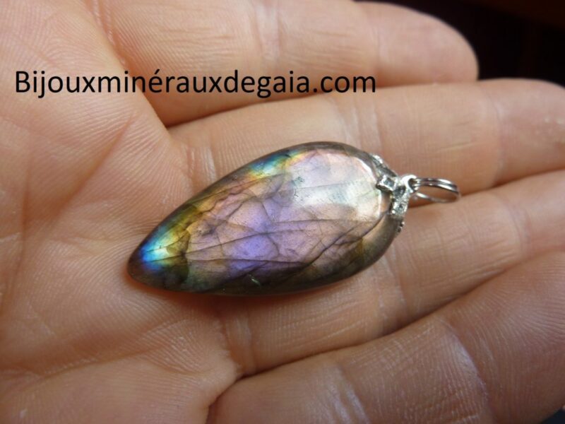 Pendentif Labradorite violet 6,5 gr très rare! ref 4920