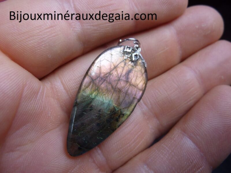 Pendentif Labradorite violet 6,5 gr très rare! ref 4920