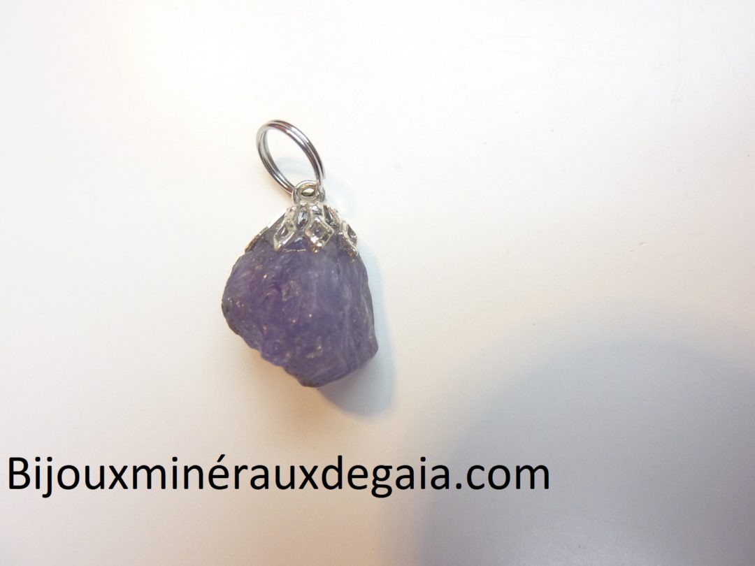 Pendentif Tanzanite brut 2,5 gr très rare ref 6667