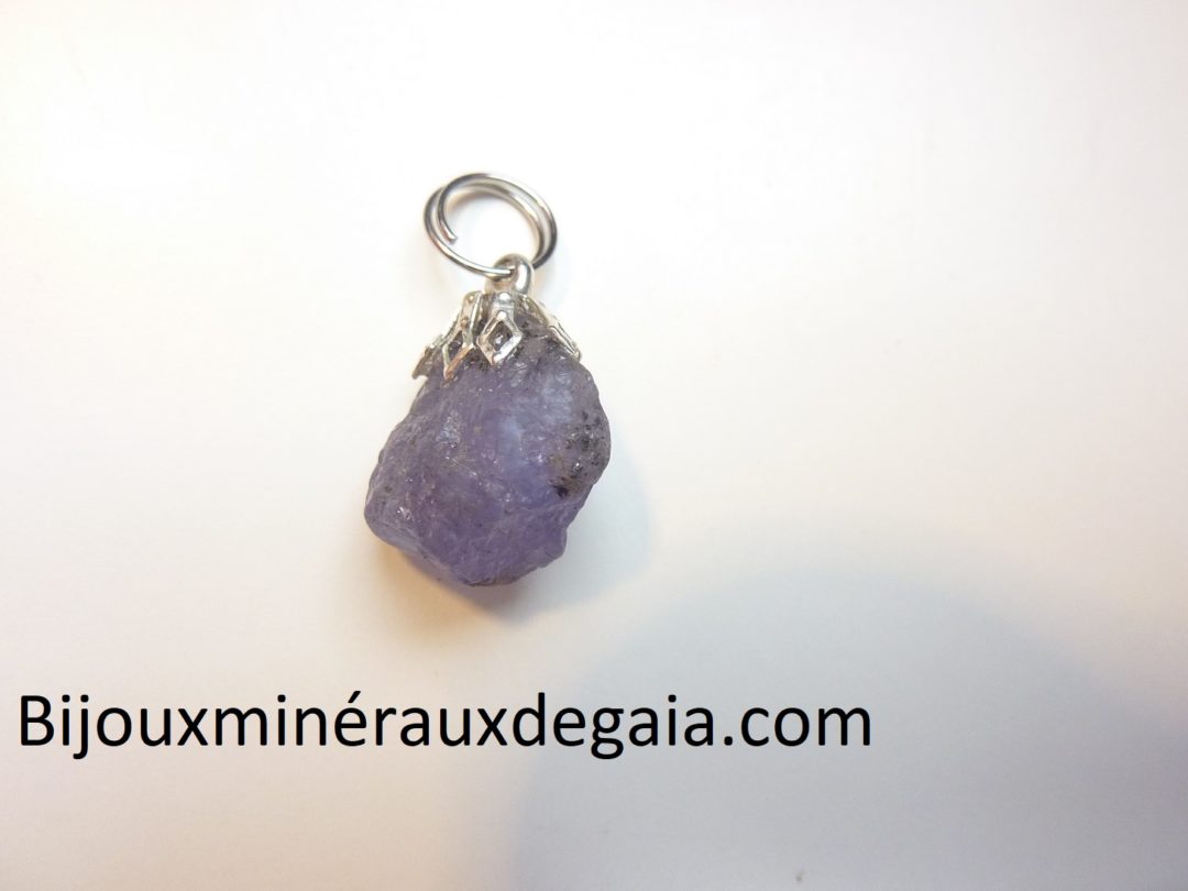 Pendentif Tanzanite brut 2,5 gr très rare ref 6667