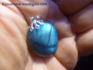 PENDENTIF LABRADORITE Poids 10,4 gr REF 2461