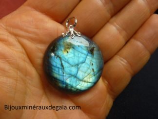 Pendentif Labradorite poids 17,8 gr ref 1892