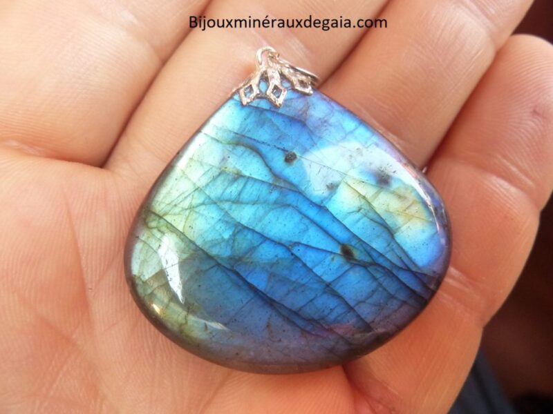 Pendentif Labradorite Poids 14,4 gr ref 7304
