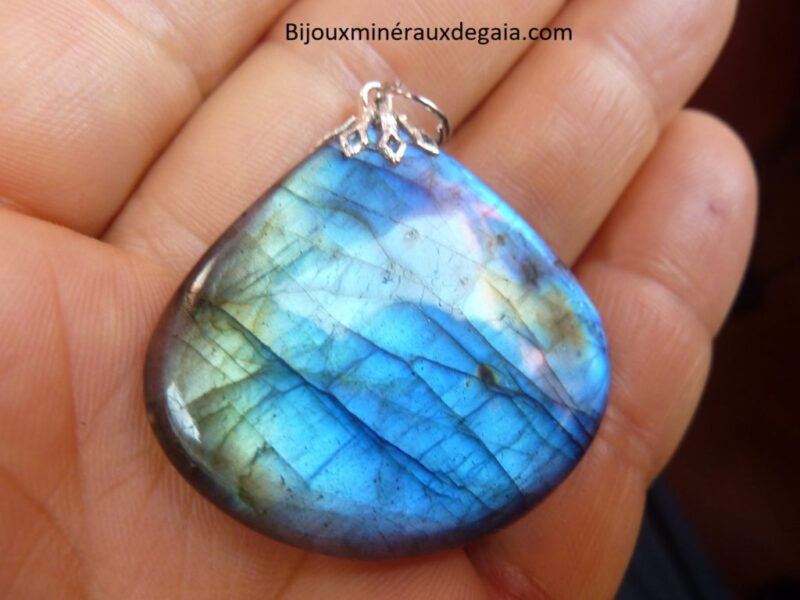 Pendentif Labradorite Poids 14,4 gr ref 7304