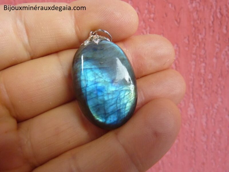 Pendentif Labradorite Poids 9,9 gr ref 3349