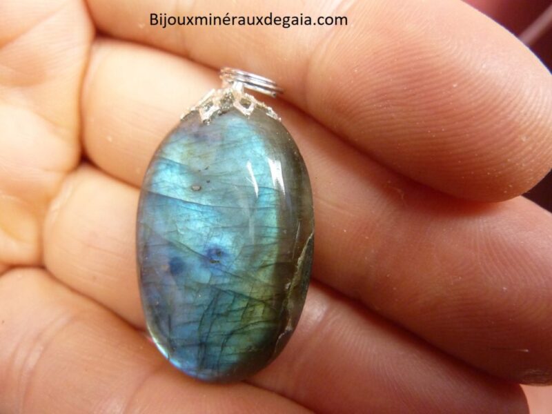 Pendentif Labradorite Poids 9,9 gr ref 3349