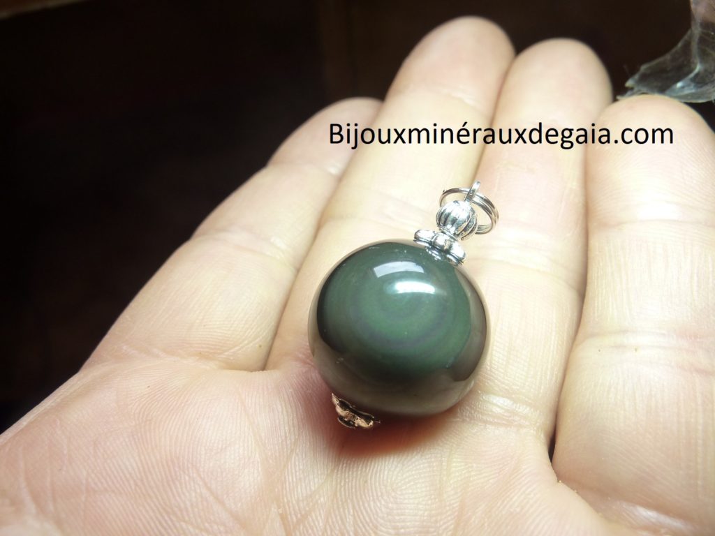 Pendentif Obsidienne oeil céleste ref 1722