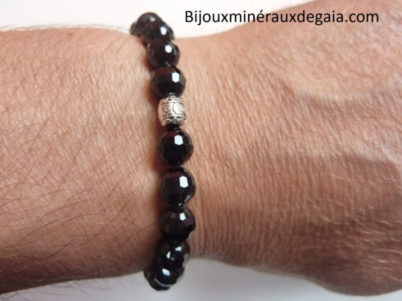 Bracelet spinelle noir perles à facettes 8 mm