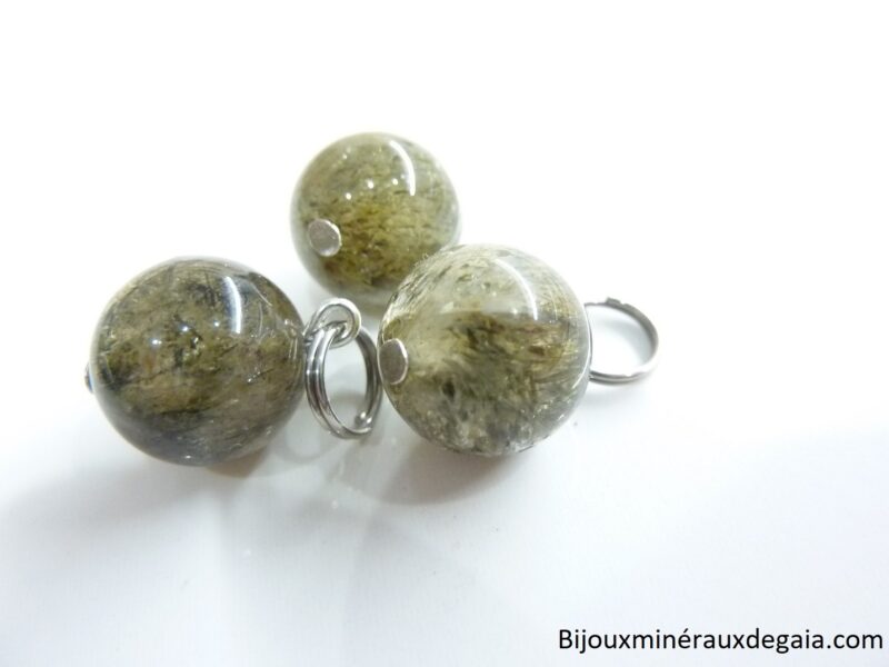 Pendentif quartz tourmaliné verte rare ! Perles rondes 12 mm