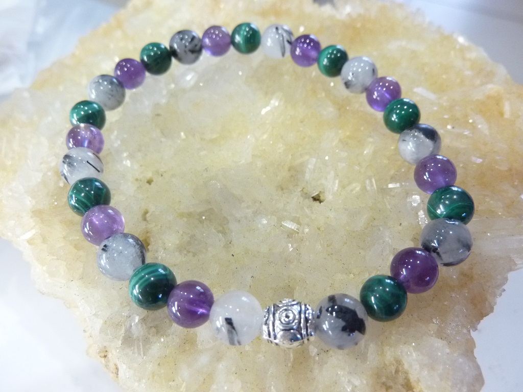 Bracelet malachite-améthyste-quartz tourmaliné